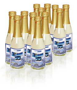 Sekt-Flaschen mit Ihrem eigenen Layout